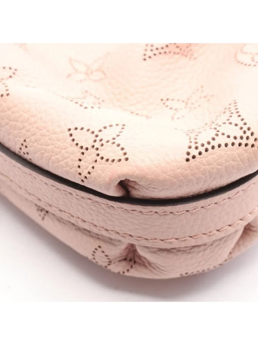 Louis Vuitton Shoulder Bag Mahina Scala Mini Magnolia Leather